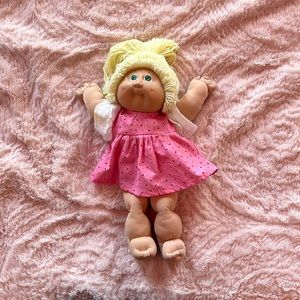 Blonde haired cabbage patch doll 1978